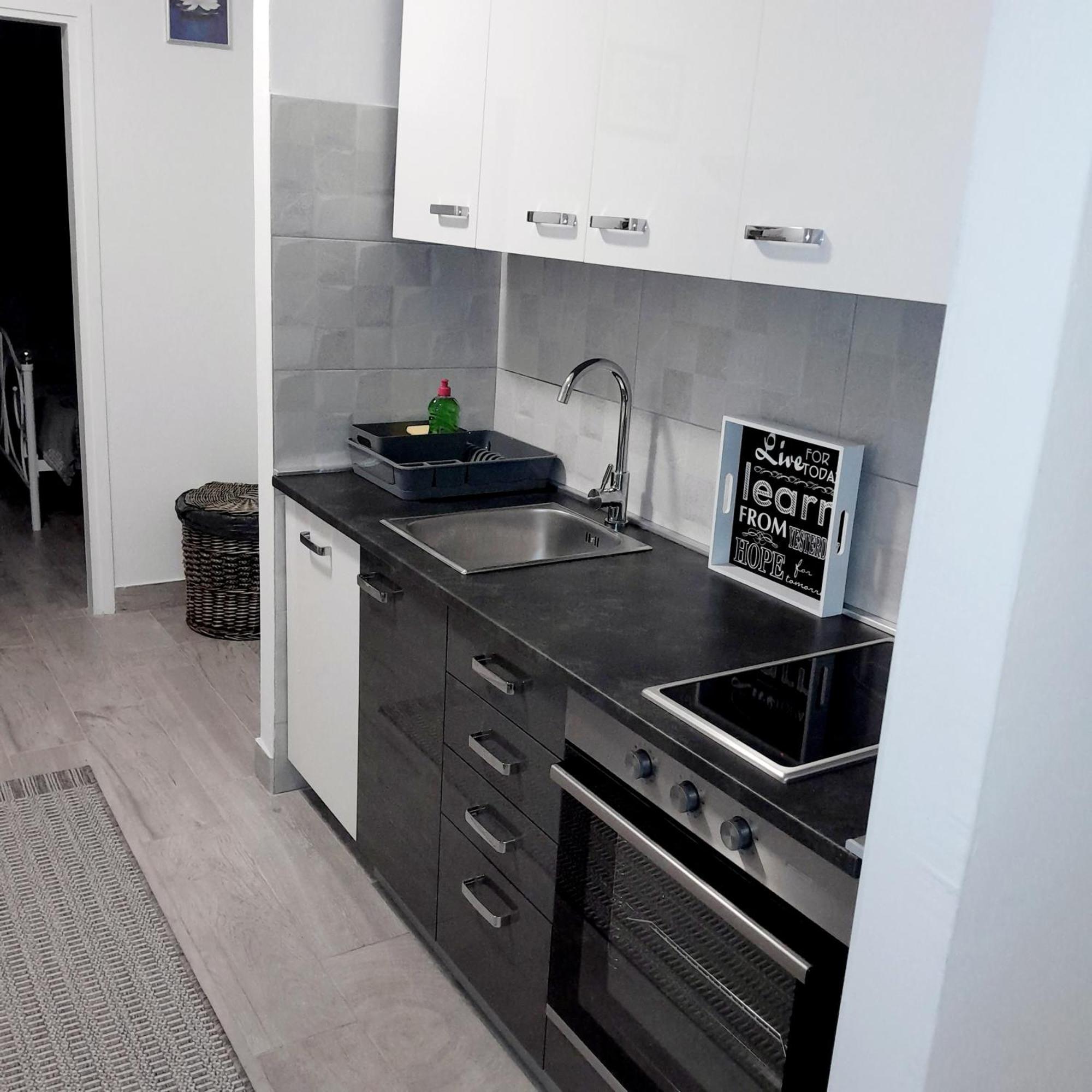 Diana Apartment โปเรช ภายนอก รูปภาพ